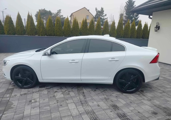 Volvo S60 cena 69900 przebieg: 219950, rok produkcji 2014 z Brzesko małe 631